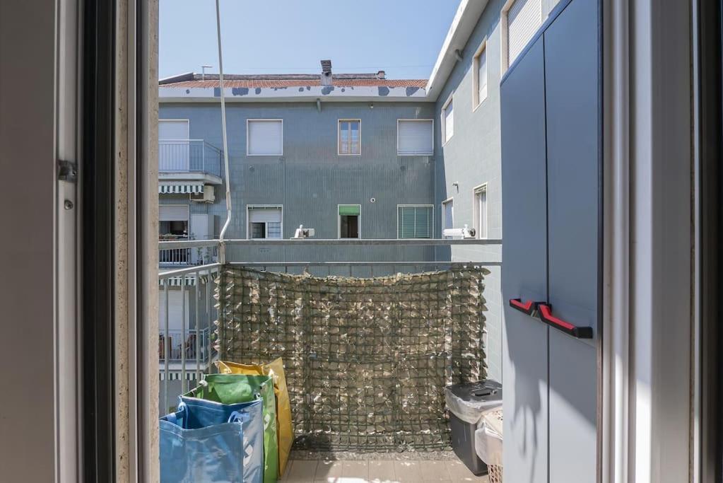 Apartamento Youhosty - Zuretti42 Milán Exterior foto