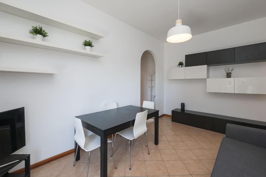 Apartamento Youhosty - Zuretti42 Milán Exterior foto