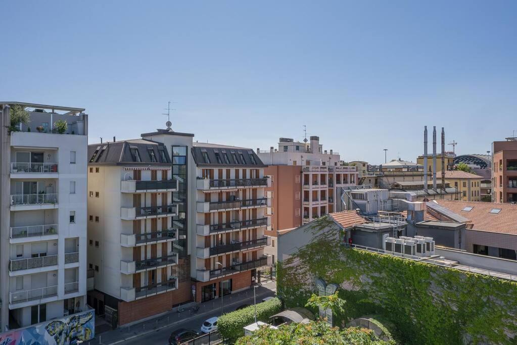 Apartamento Youhosty - Zuretti42 Milán Exterior foto