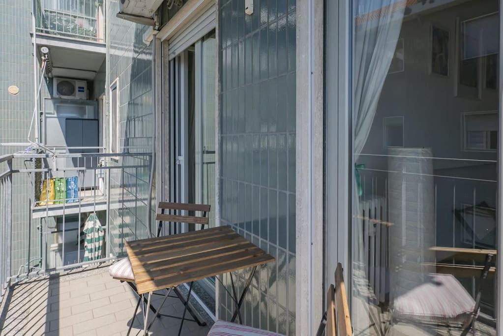 Apartamento Youhosty - Zuretti42 Milán Exterior foto